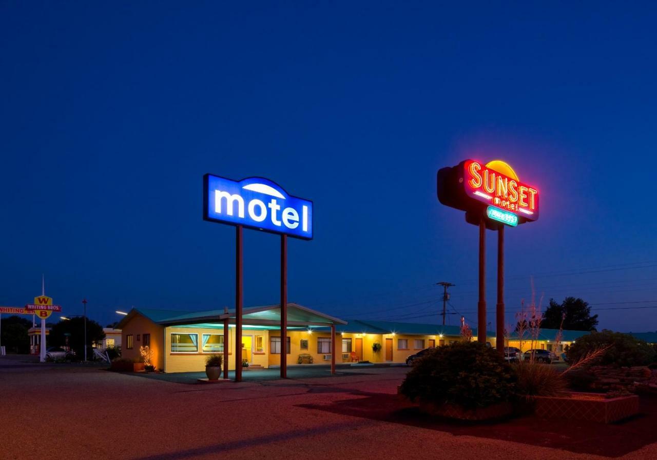 Sunset Motel Moriarty מראה חיצוני תמונה