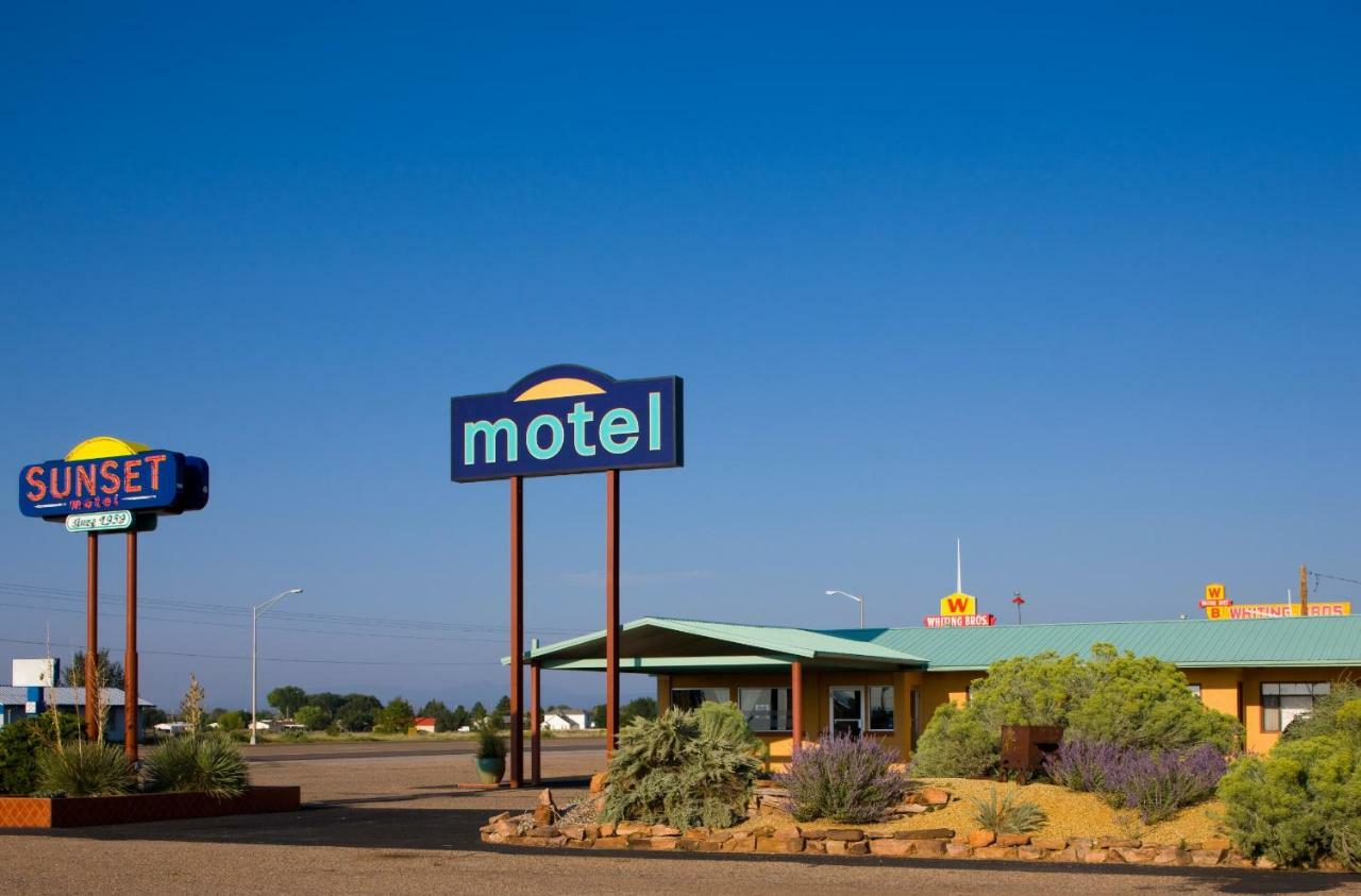 Sunset Motel Moriarty מראה חיצוני תמונה
