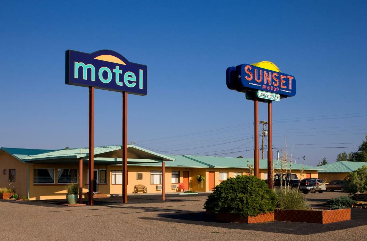 Sunset Motel Moriarty מראה חיצוני תמונה