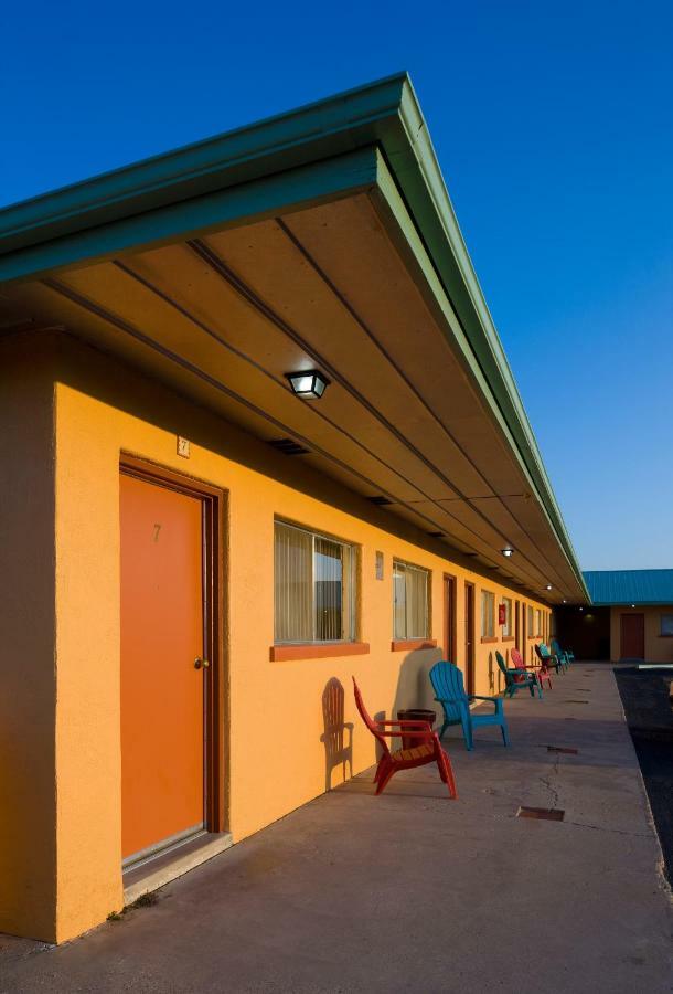 Sunset Motel Moriarty מראה חיצוני תמונה